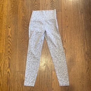 Beyond Yoga leopard legging 7/8 length